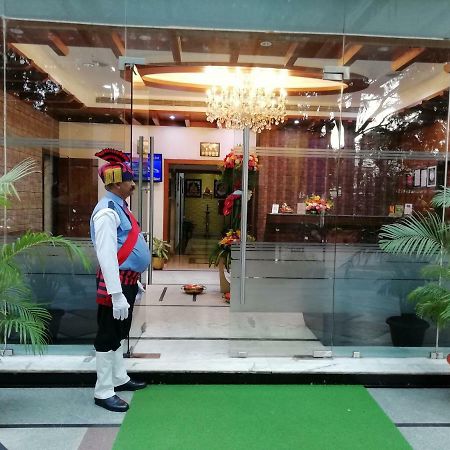 Hotel Ambient Turret Bangalore Eksteriør bilde