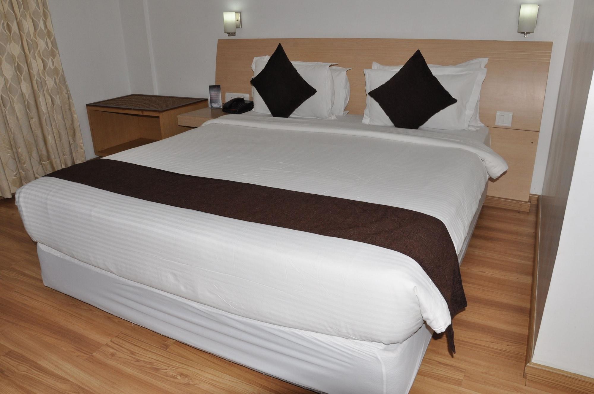 Hotel Ambient Turret Bangalore Eksteriør bilde