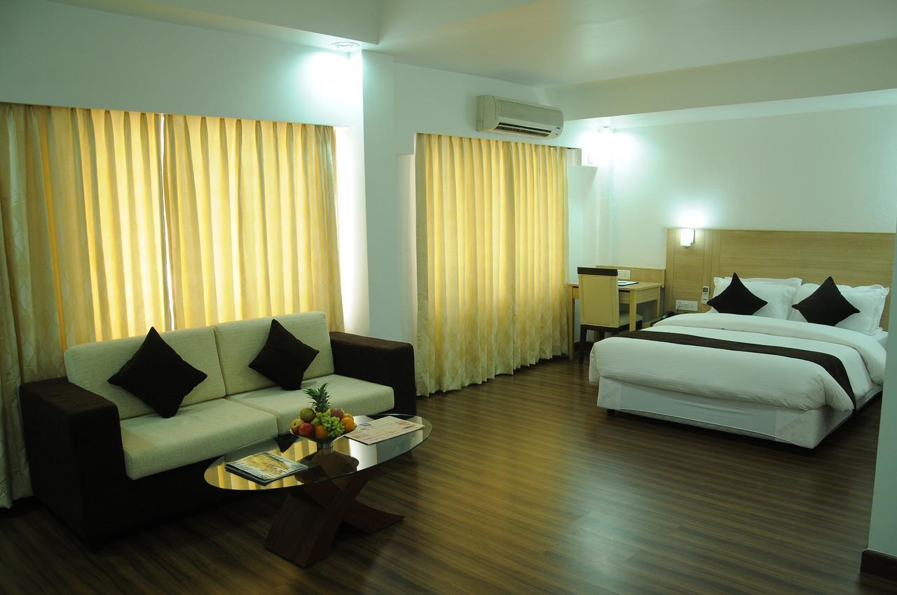 Hotel Ambient Turret Bangalore Eksteriør bilde