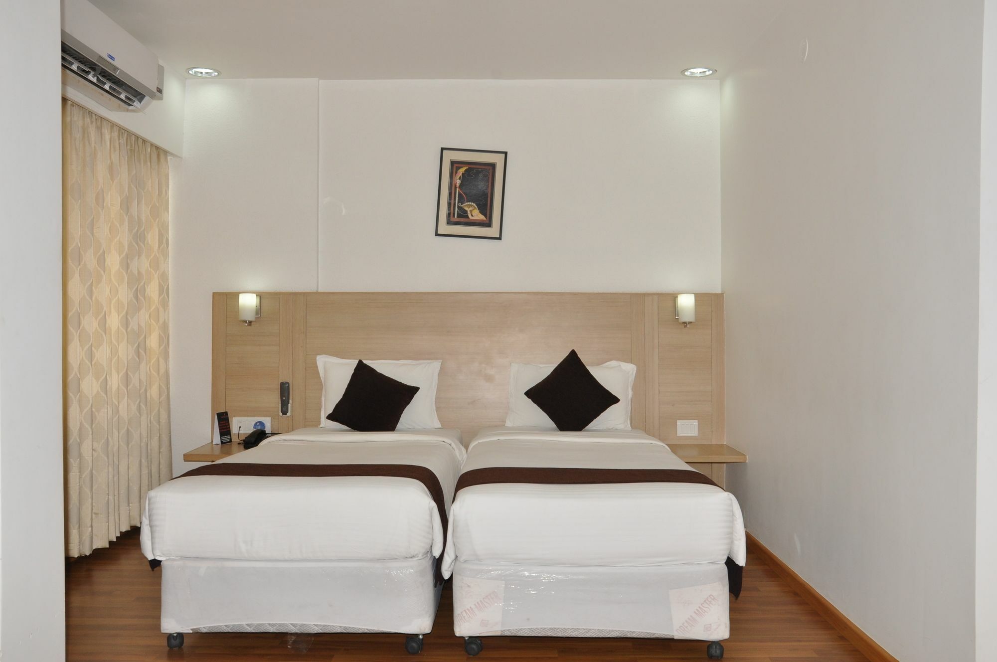 Hotel Ambient Turret Bangalore Eksteriør bilde