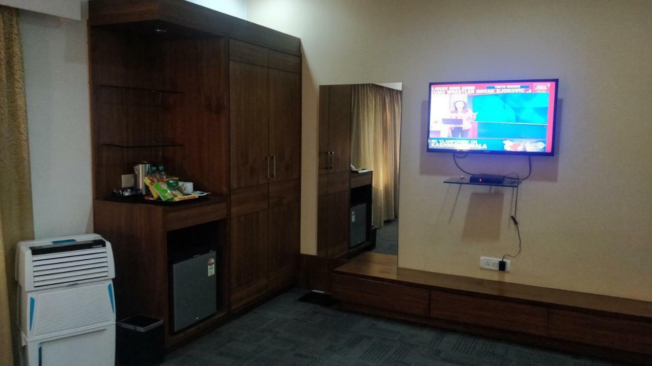 Hotel Ambient Turret Bangalore Eksteriør bilde