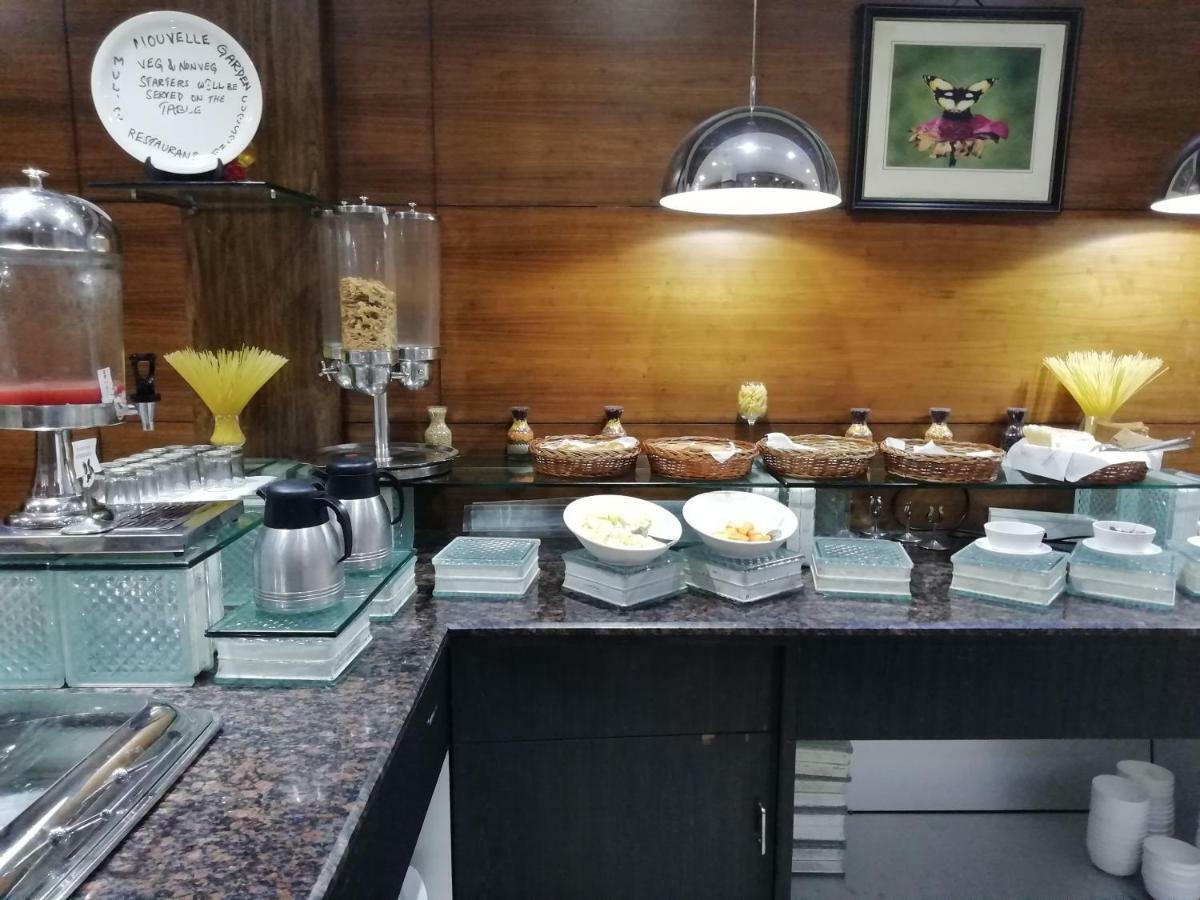 Hotel Ambient Turret Bangalore Eksteriør bilde